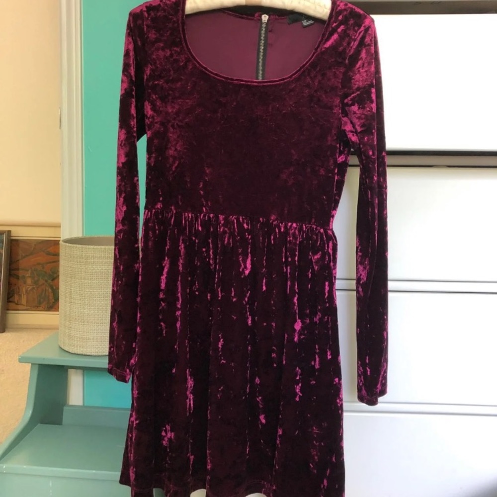 Forever 21 christmas and new years dress!!